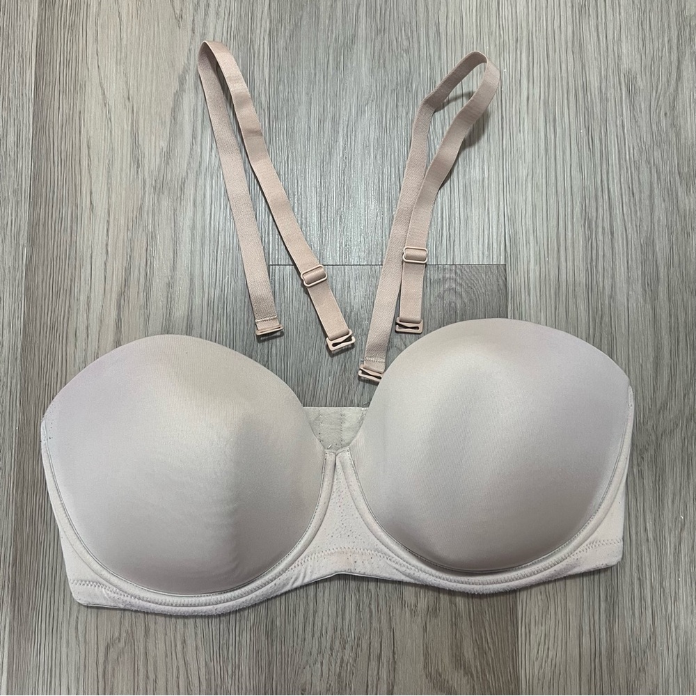 Wacoal Red Carpet Strapless Underwire Bra Style 854119 Size 38DDD